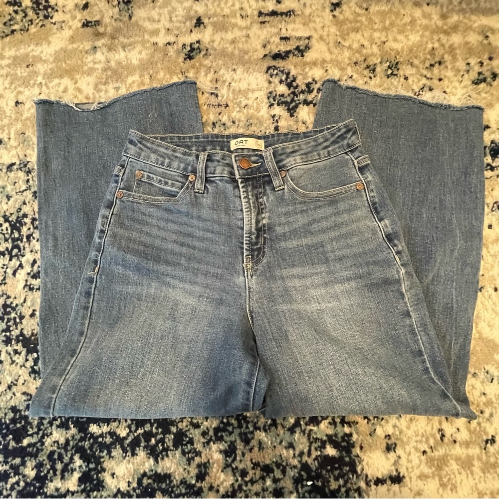 OAT Crop Jeans - Picture 2 of 5
